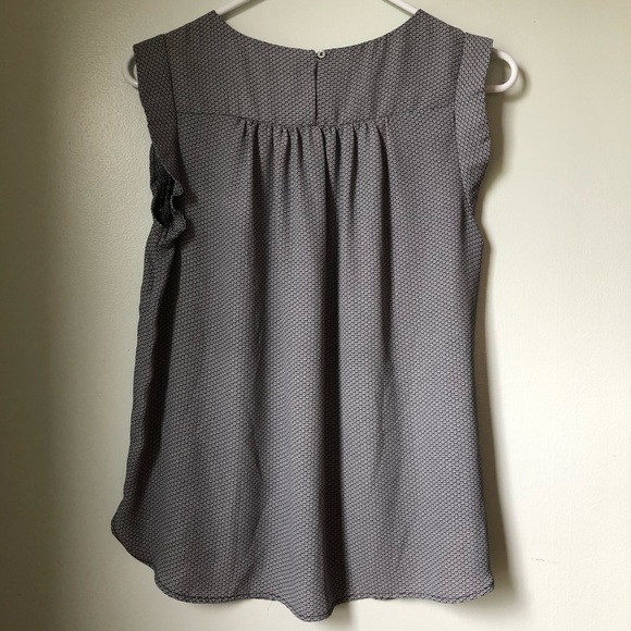 Premise Ruffle Front Print Sleeveless Blouse - Picture 2 of 5